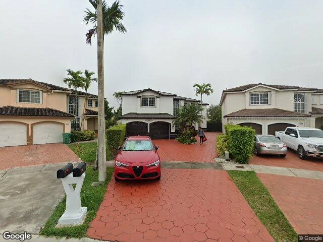 House image located at Miami, FL 33196