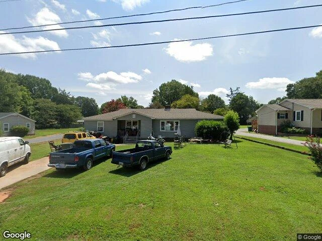 House image located at Clinton, SC 29325