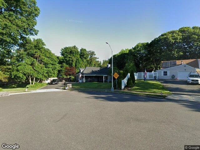 House image located at Islandia, NY 11749