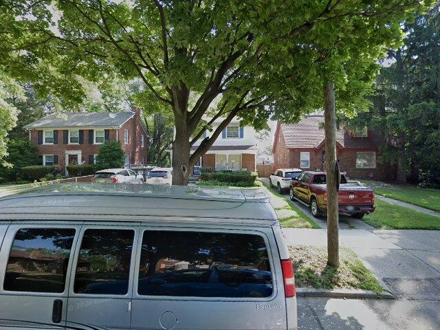 House image located at Detroit, MI 48227