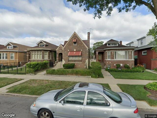 House image located at Chicago, IL 60620