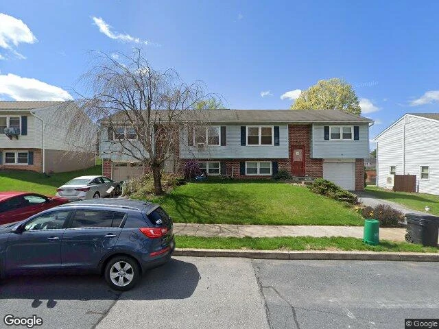 House image located at Ephrata, PA 17522