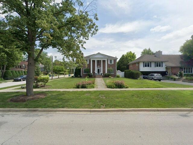 House image located at Elmhurst, IL 60126