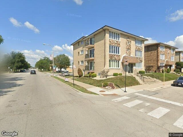 House image located at Burbank, IL 60459