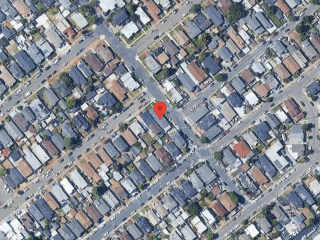 House image located at Oakland, CA 94621