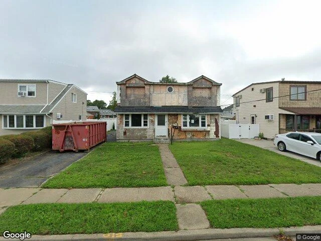 House image located at Hicksville, NY 11801