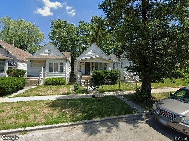 House image located at Chicago, IL 60628