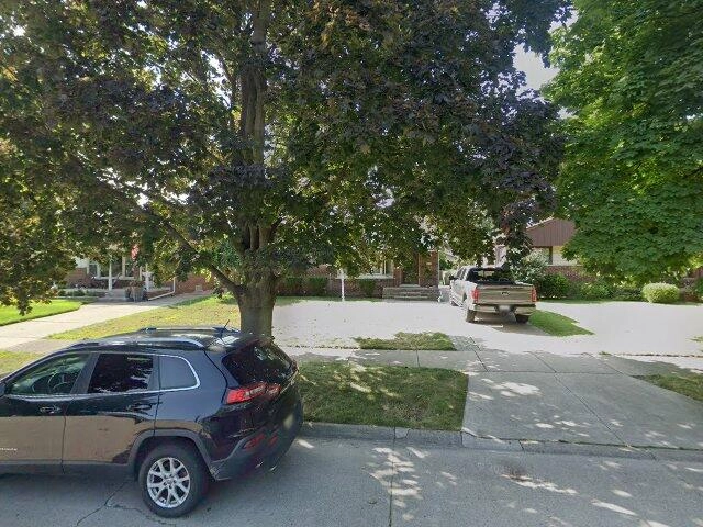 House image located at Allen Park, MI 48101