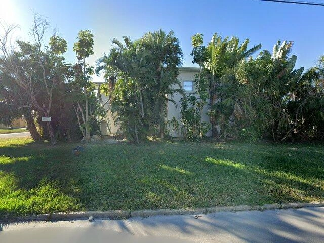 House image located at Saint Petersburg, FL 33707