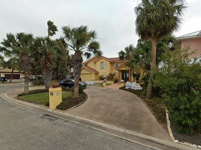 House image located at Rockport, TX 78382