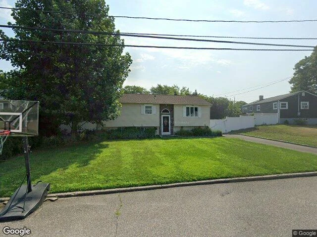 House image located at Medford, NY 11763