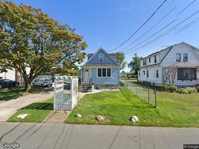 House image located at Lindenhurst, NY 11757