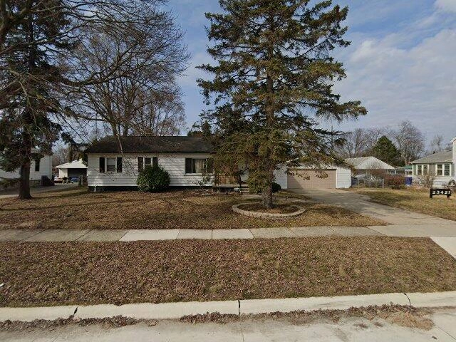 House image located at Warren, MI 48091