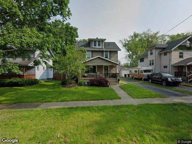 House image located at Warren, OH 44483