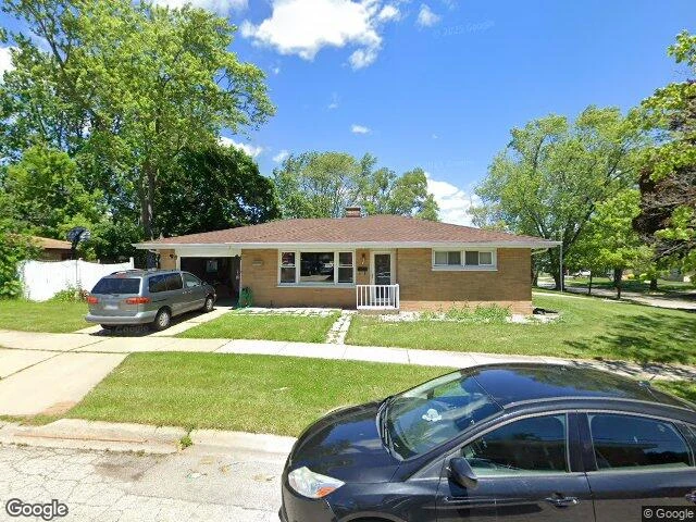 House image located at Waukegan, IL 60087
