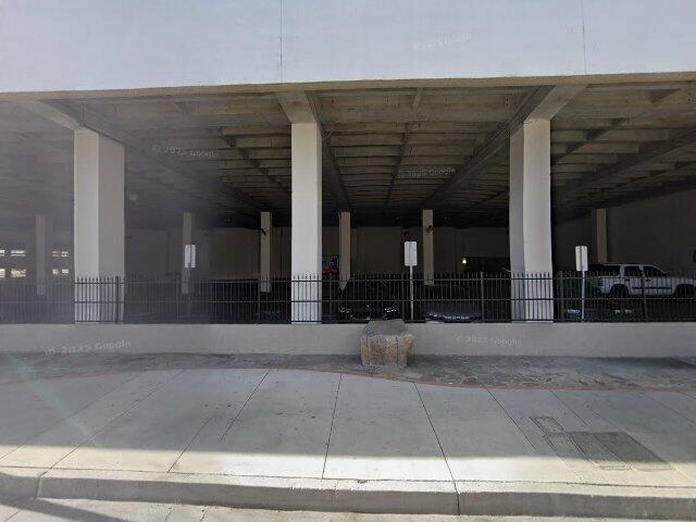 House image located at Porterville, CA 93257