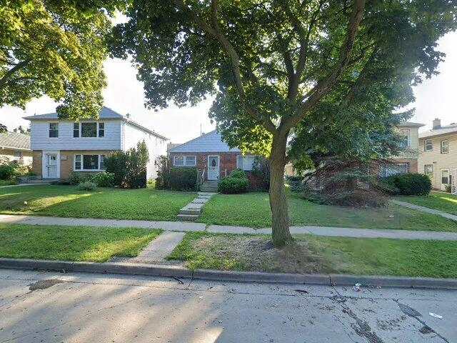 House image located at Milwaukee, WI 53216