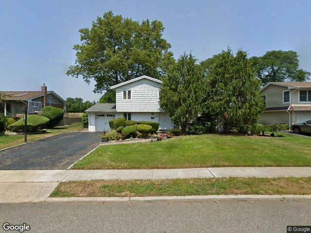 House image located at Jericho, NY 11753