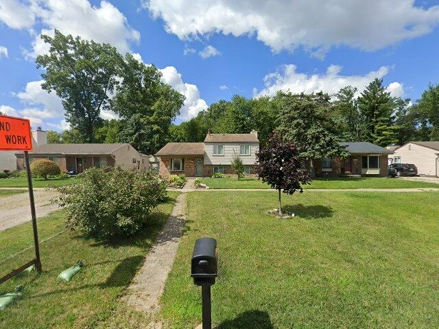House image located at Clinton Township, MI 48035