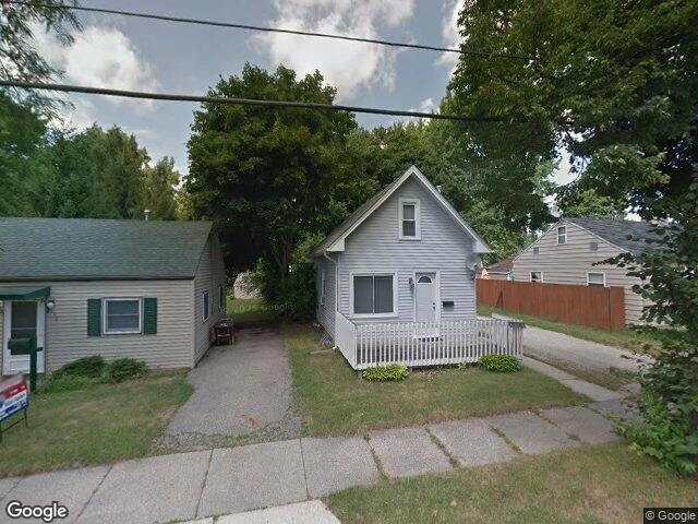 House image located at Lansing, MI 48906