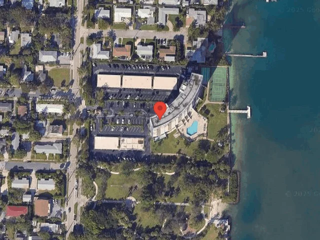 House image located at West Palm Beach, FL 33407