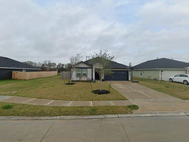House image located at Alvin, TX 77511