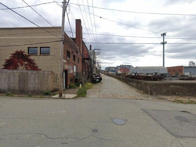 House image located at Dolton, IL 60419