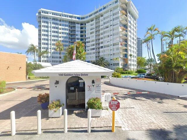 House image located at Hallandale, FL 33009