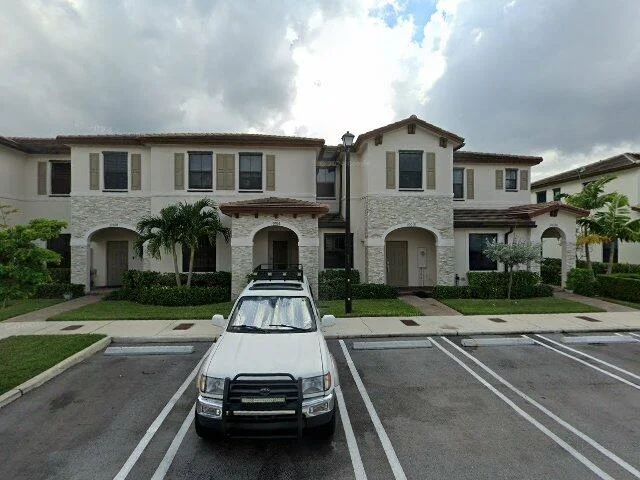 House image located at Miami, FL 33190