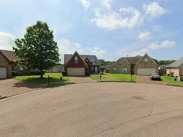 House image located at Memphis, TN 38135