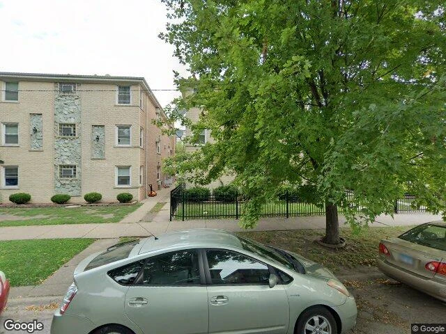 House image located at Chicago, IL 60656