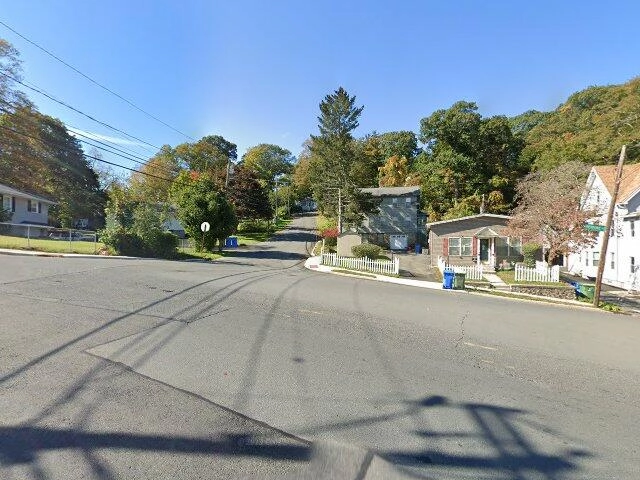 House image located at Edison, NJ 08837