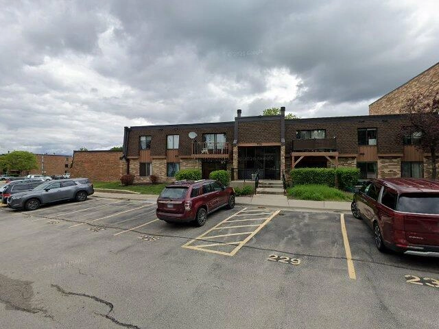 House image located at Schaumburg, IL 60193