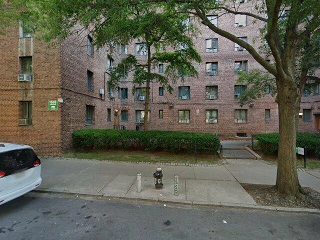 House image located at Bronx, NY 10462