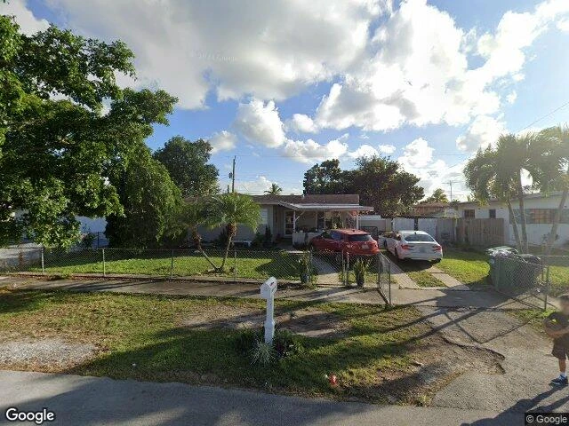 House image located at Miami, FL 33177