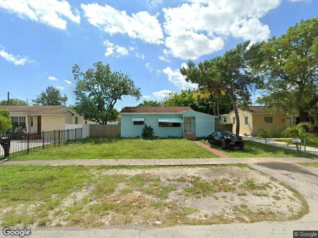 House image located at Miami, FL 33167