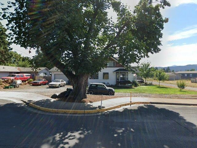 House image located at Creswell, OR 97426