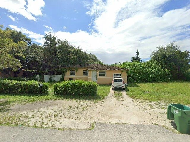 House image located at Opa Locka, FL 33054