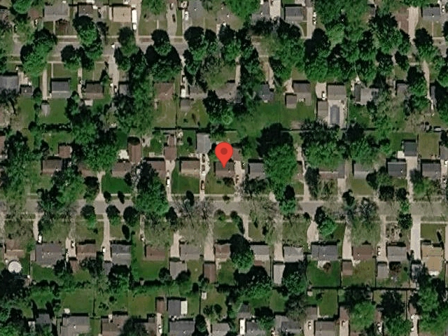 House image located at Midland, MI 48642