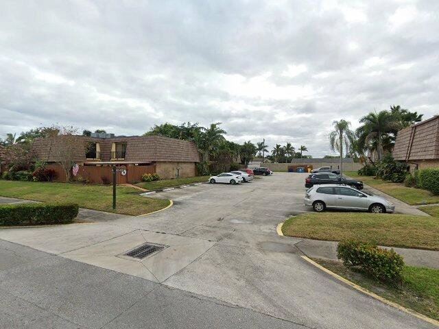 House image located at Lake Worth, FL 33461