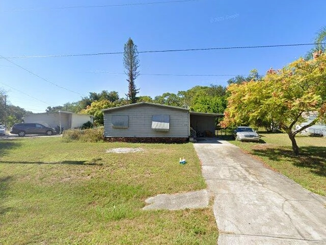 House image located at North Fort Myers, FL 33917