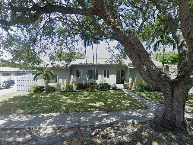House image located at Hollywood, FL 33020