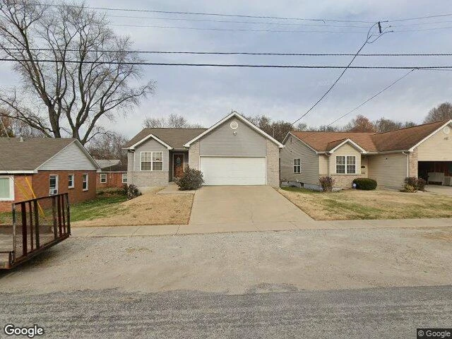 House image located at East Alton, IL 62024