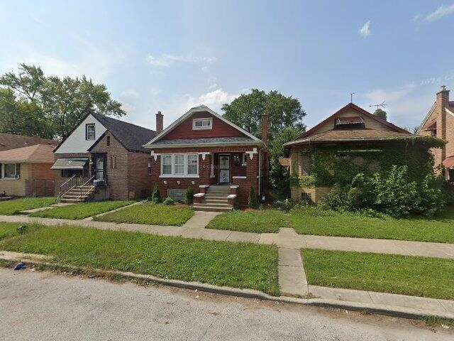 House image located at Harvey, IL 60426