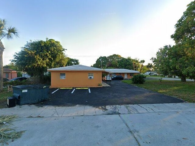 House image located at West Palm Beach, FL 33403