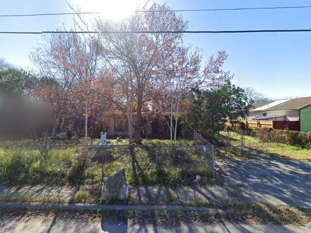 House image located at San Antonio, TX 78221