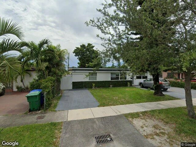 House image located at Miami, FL 33134