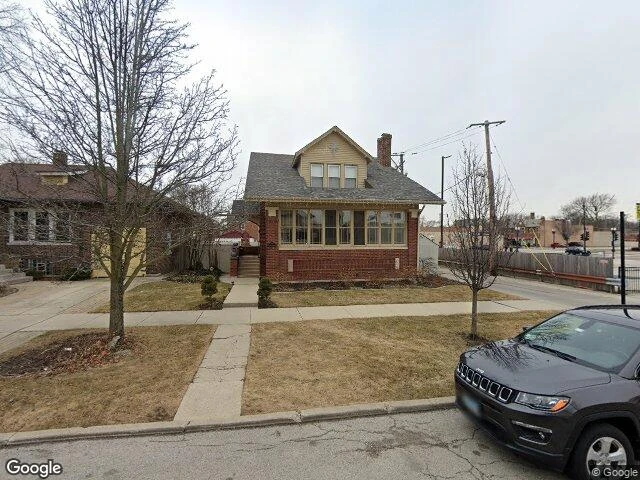 House image located at Chicago, IL 60643