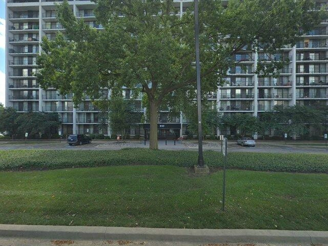 House image located at Lombard, IL 60148