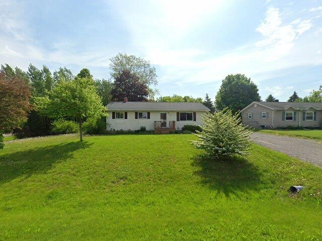 House image located at Lapeer, MI 48446